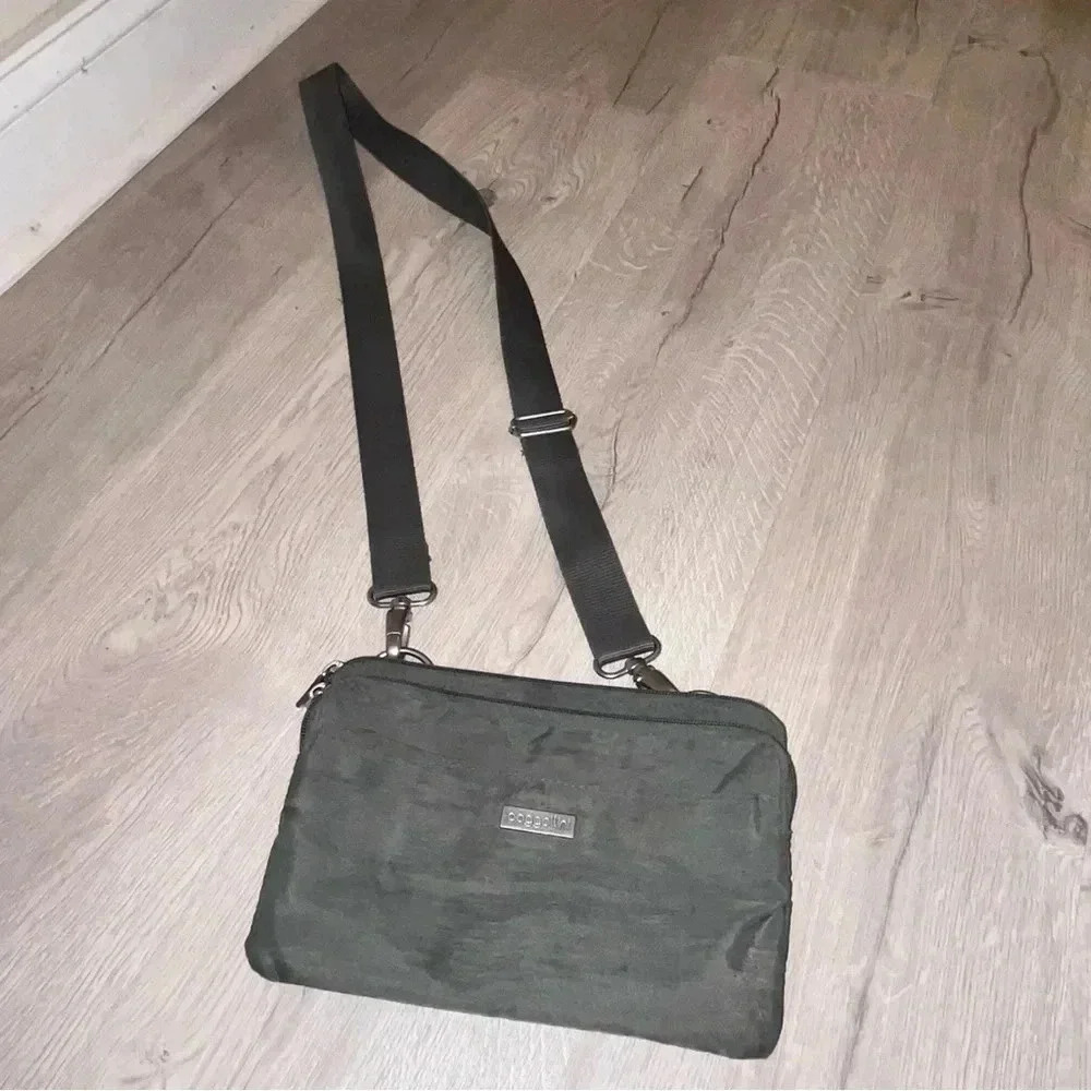 Gray bagallini crossbody:b320/c22/10/25